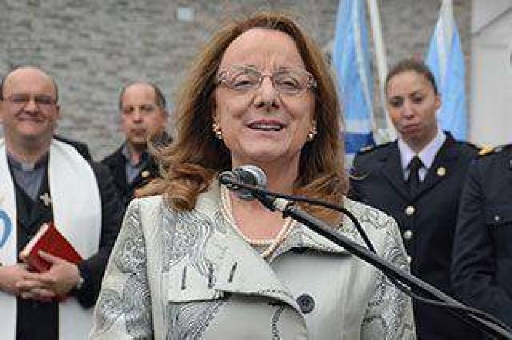 Alicia Kirchner fundament� el decreto para reorganizar el Estado provincial