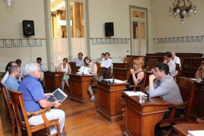 El aumento y la nueva tasa de seguridad, los ejes del debate del Presupuesto 2016
