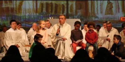 Primera oraci�n del Encuentro Europeo de Taiz� en Valencia
