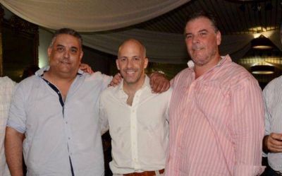 El ex zuccarismo se reagrupa y busca nuevos espacios