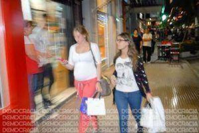 Por el consumo con tarjeta y en cuotas, crecieron las ventas navide�as en Jun�n