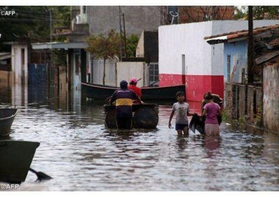 Papa Francisco: oraci�n y apremiante llamamiento por las inundaciones