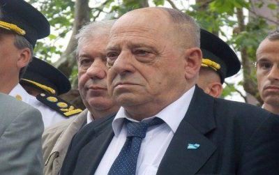 �El Municipio lo conduzco yo pero tengo asesores, no soy dios ni un emperador�