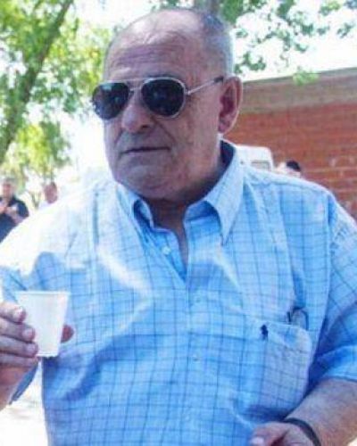 Arroyo sin agua: molestias en el propio gabinete con Dell Olio