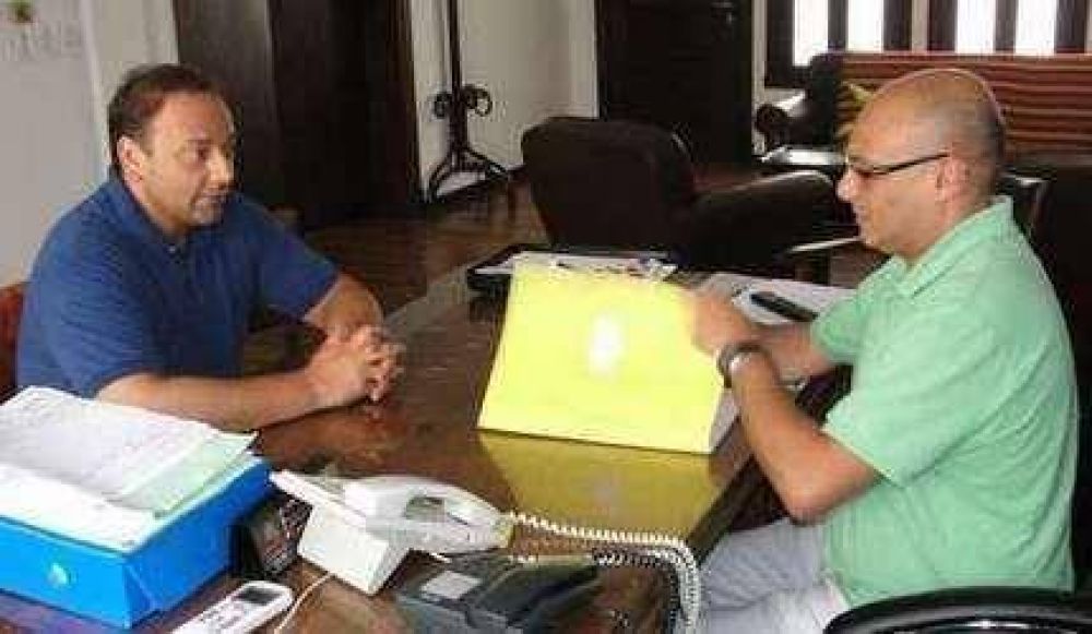 Reino se reuni� con Petruccelli y analiz� diversos temas