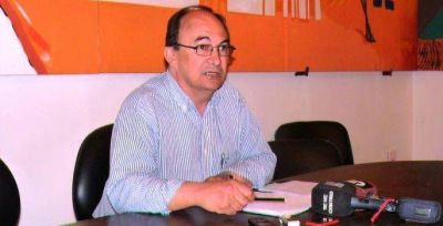 Jos� Luis Salom�n: �Tenemos la necesidad de saldar la deuda de Farmacia�