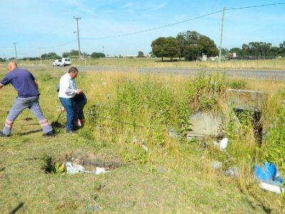 Obras Sanitarias cort� conexi�n clandestina de agua en el barrio Santa Celina