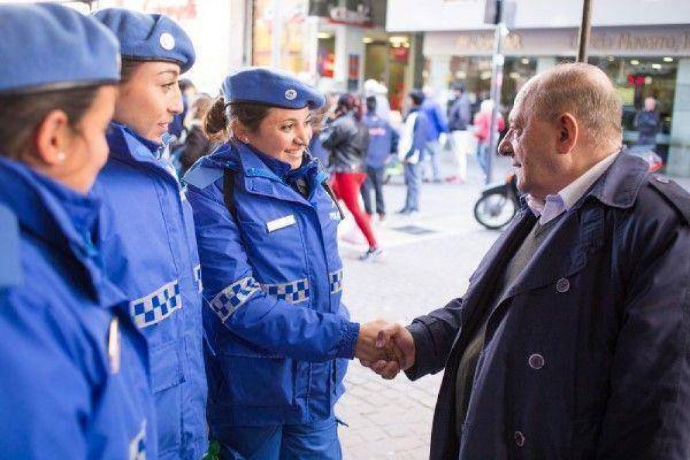 La Polic�a Local patrullar� las calles las 24 horas