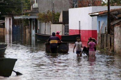 El Papa invit� a rezar y llevar solidaridad a los 150.000 evacuados en Am�rica del Sur