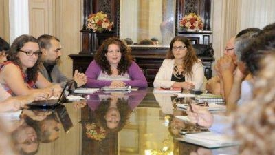Se reglamentar� la ley que crea la Comisi�n Contra la Tortura