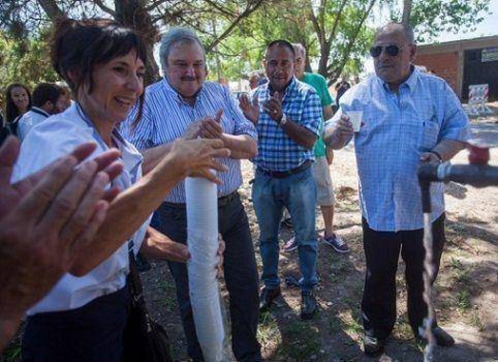 En Navidad sin agua, en A�o Nuevo inundados: una ciudad atada con alambre 