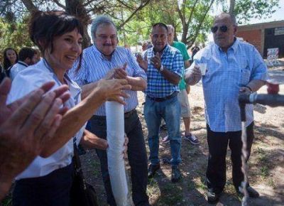 En Navidad sin agua, en A�o Nuevo inundados: una ciudad atada con alambre 