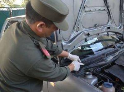 Detenidos por transportar m�s de 40 kilos de coca�na en un auto