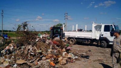 Intensos trabajos de limpieza en Soberan�a Nacional y calle 25