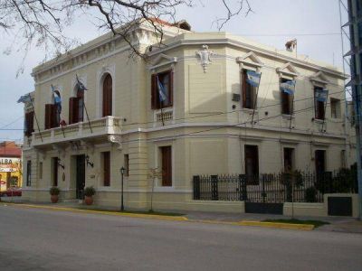 El Gobierno confirm� fecha para pago de haberes