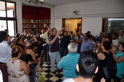 Altolaguirre no renovar� 60 contratos y los gremios ya advierten que habr� conflicto