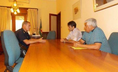 L�pez recibi� a coordinador de la Departamental