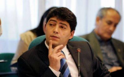 �Con subordinaci�n, as� Roquel va defender la provincia�