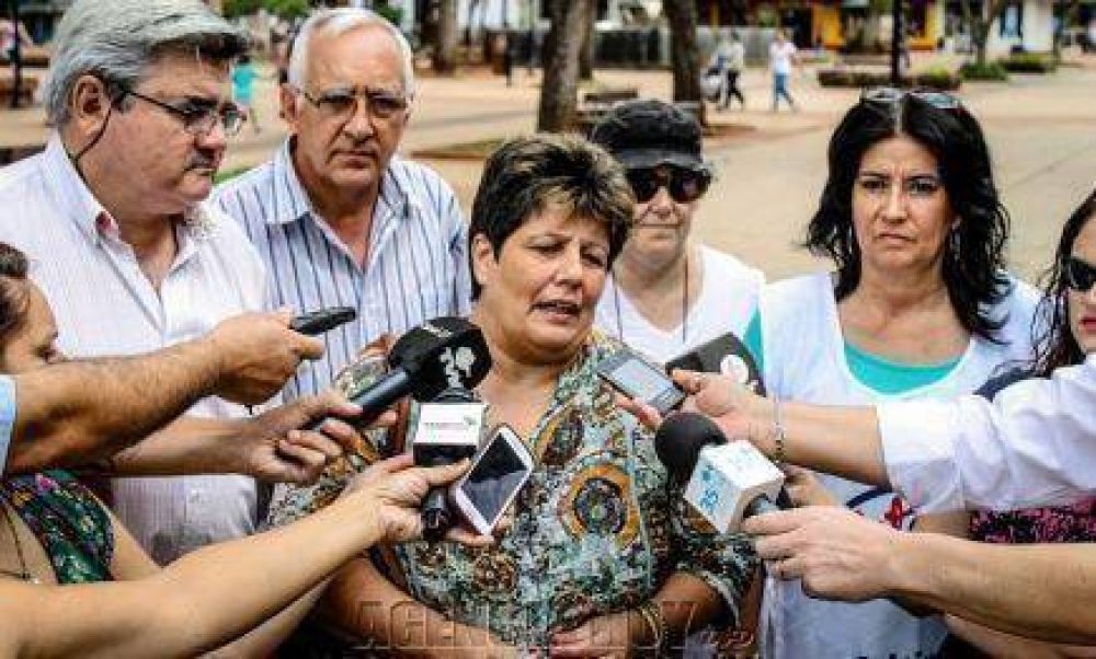 Docentes del Frente Gremial en estado de alerta y movilizaci�n