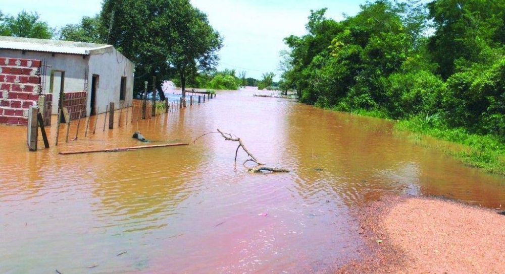 Las lluvias agravan la situaci�n de evacuados en el interior provincial
