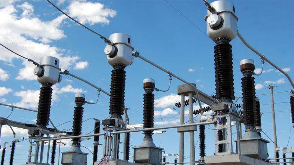 Cooperativas piden aumento del 50 % en la tarifa el�ctrica