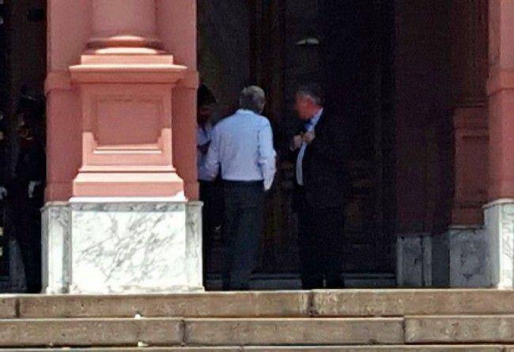 Segura, Moyano y Lammens, en Casa Rosada