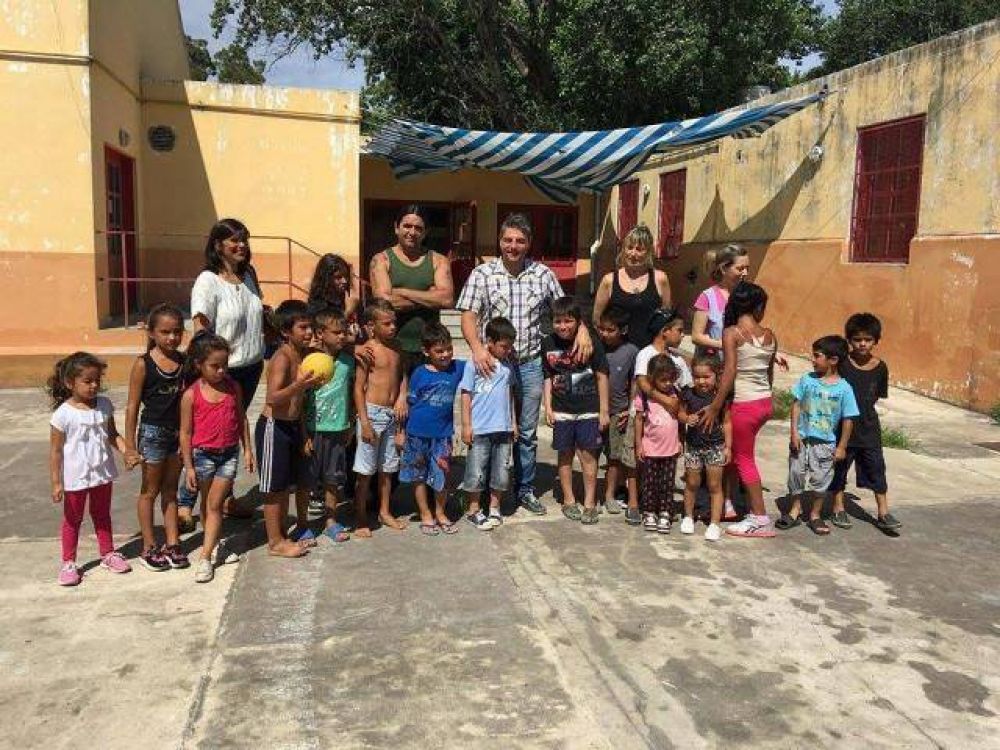 D'�ngelo visit� las EAV