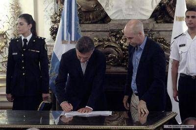 Se firm� el traspaso de la Polic�a Federal a la Ciudad