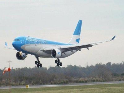 Destacaron las nuevas rutas de Aerol�neas desde Tucum�n y C�rdoba a Mar del Plata