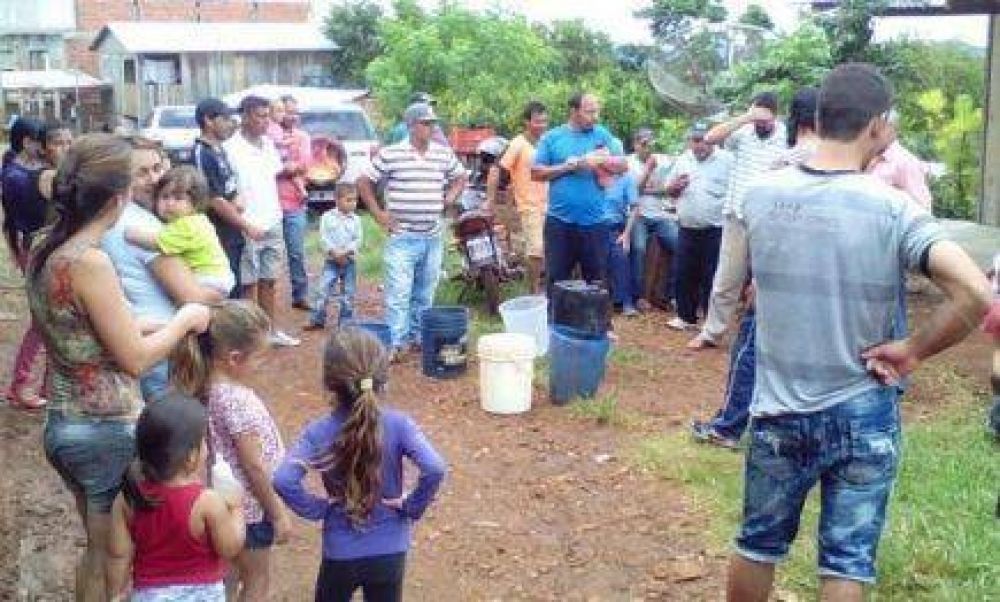 Bernardo de Irigoyen: Hace dos semanas que familias estn sin servicio de luz y agua