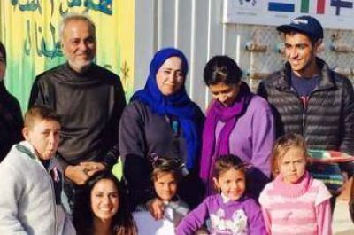 Alcalde Musulm�n Estadounidense ayuda a los refugiados