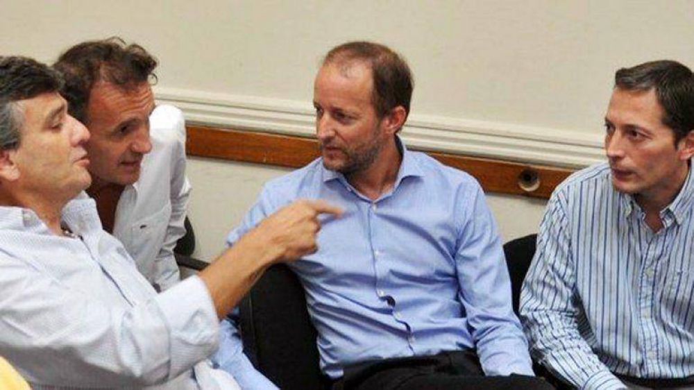 Presupuesto bonaerense: tan lejos y tan cerca como el compromiso de aumentar partidas a los municipios