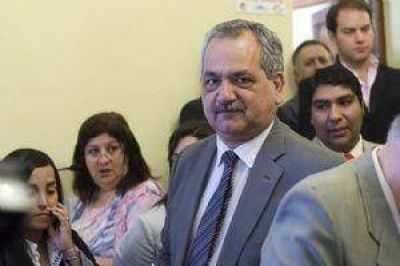 Para Barros falta definici�n de Naci�n en los programas sociales