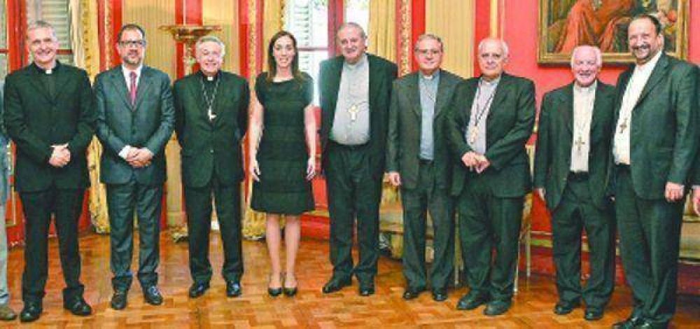 Vidal, con ocho obispos