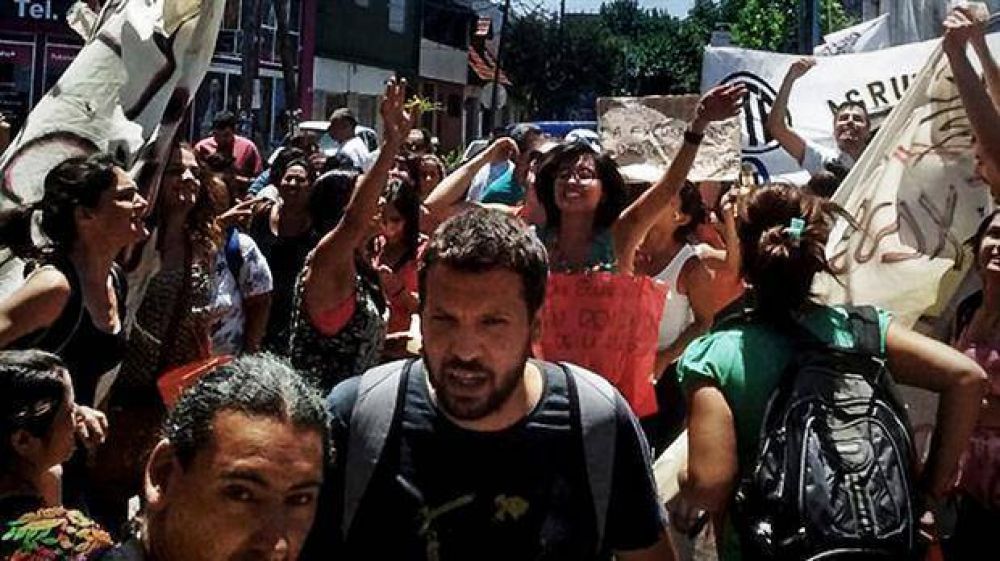 Con pol�mica, los intendentes se sumaron al recorte de empleados