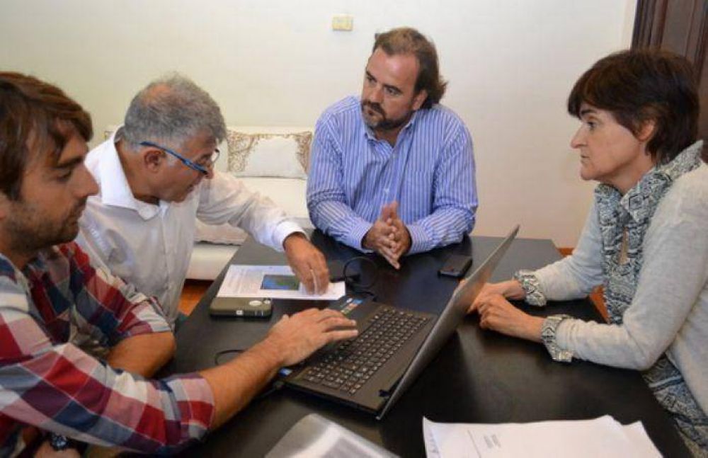 Giri anunci� acciones conjuntas para enfrentar la erosi�n del frente costero marplatense