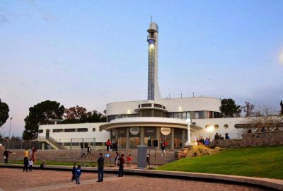 Rescatan el valor de los edificios de la d�cada del �30 en Mendoza
