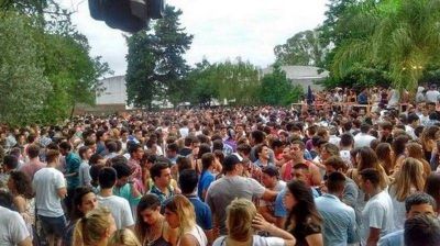 Fiscal pidi� la detenci�n de responsables de fiesta clandestina donde murio una joven ahogada