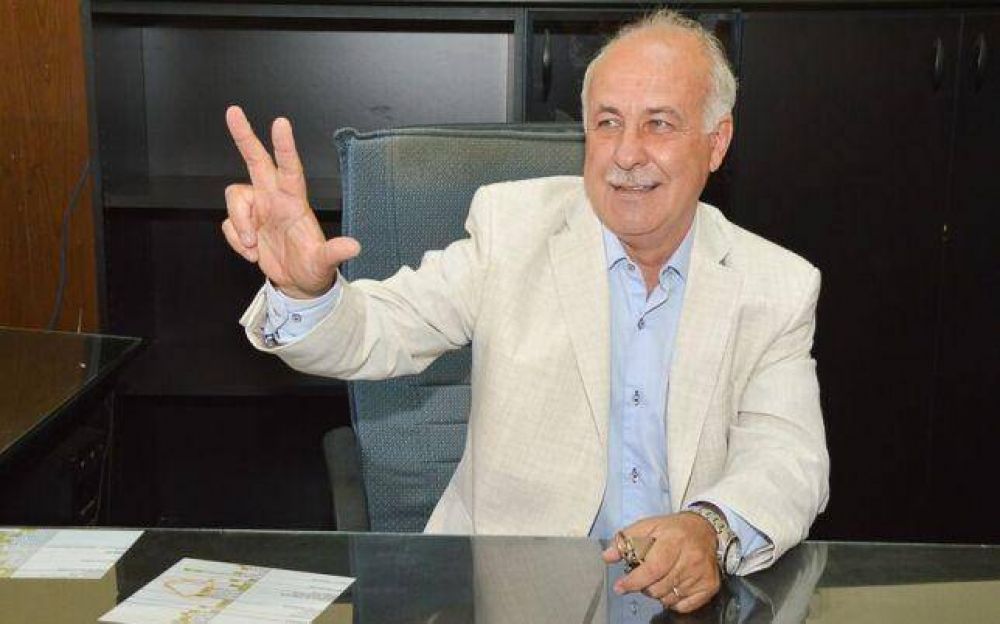 El Intendente emiti� un comunicado ante las versiones de despidos a empleados municipales