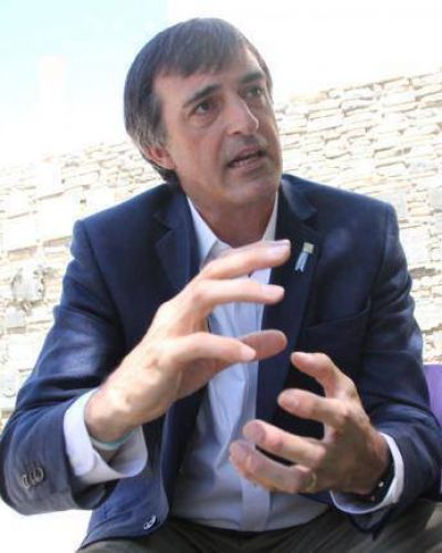 �Decirle a un chico �pas� de a�o� aunque no sepa, es mentirle�