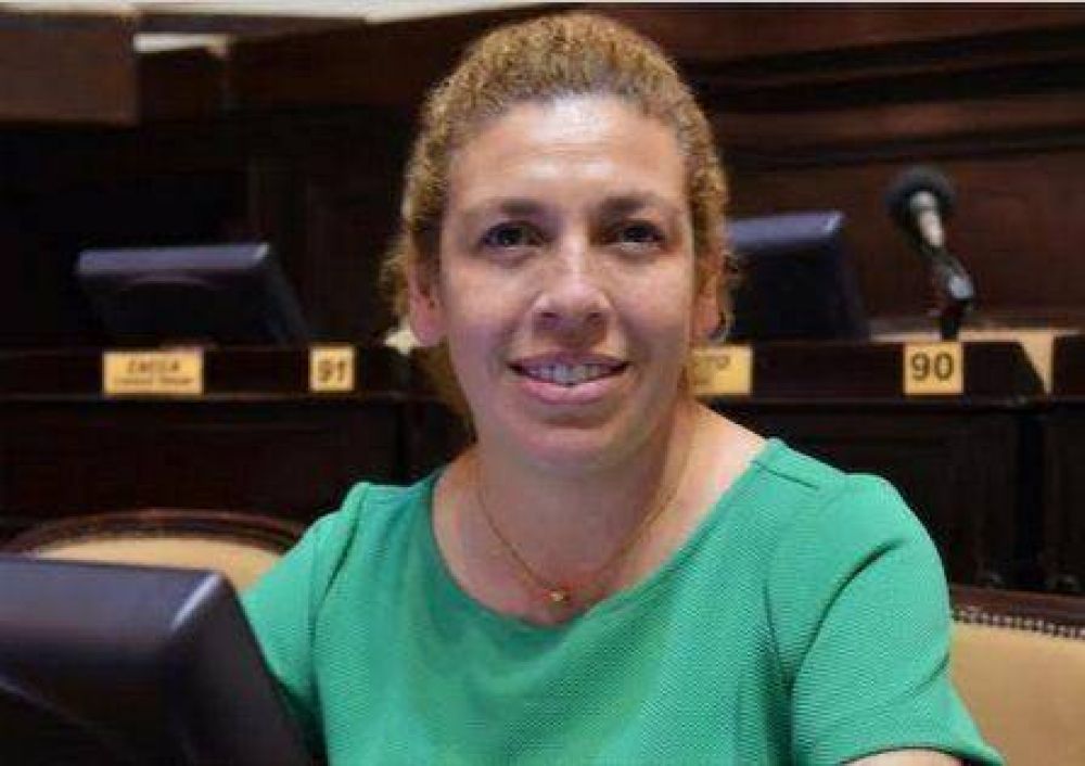 Eva Ram�rez se solidariz� con trabajadores despedidos en Quilmes