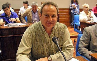 Para Alessi, �no hay raz�n para que el FR est� dividido�