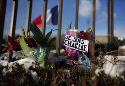 Otro ataque en Pars empaa el homenaje a Charlie Hebdo