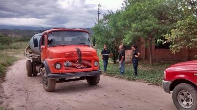 Denuncian derrame de l�quidos cloacales