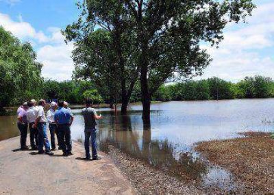 Funcionarios recorrieron la zona donde ir�a la obra