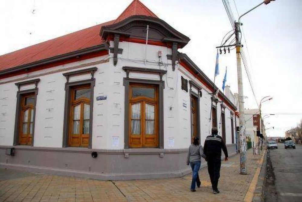 Manifestantes cortaron calles lindantes a la Municipalidad