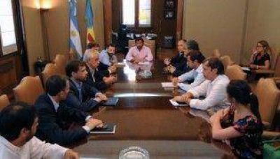 Salvai recibi� al kirchnerismo provincial por el Presupuesto