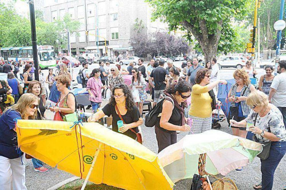 Exigen que se garantice el acceso y uso de las playas p�blicas