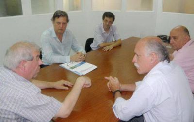 S�enz Saralegui se reuni� con los defensores del Pueblo de General Pueyrredon 