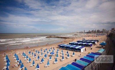 Un juez ordena a 32 balnearios garantizar el acceso a la playa p�blica
